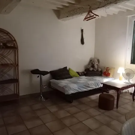 Apartment 66m2 2chb, Calme, Frais, Agreable Centre Nyons